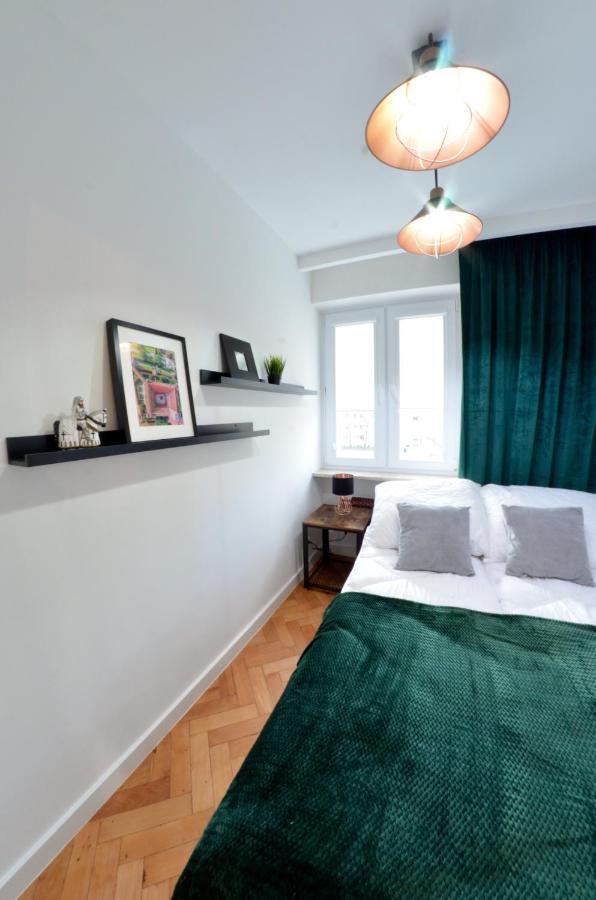 Apartament Z Dwoma Sypialniami Apartment Malbork Bagian luar foto