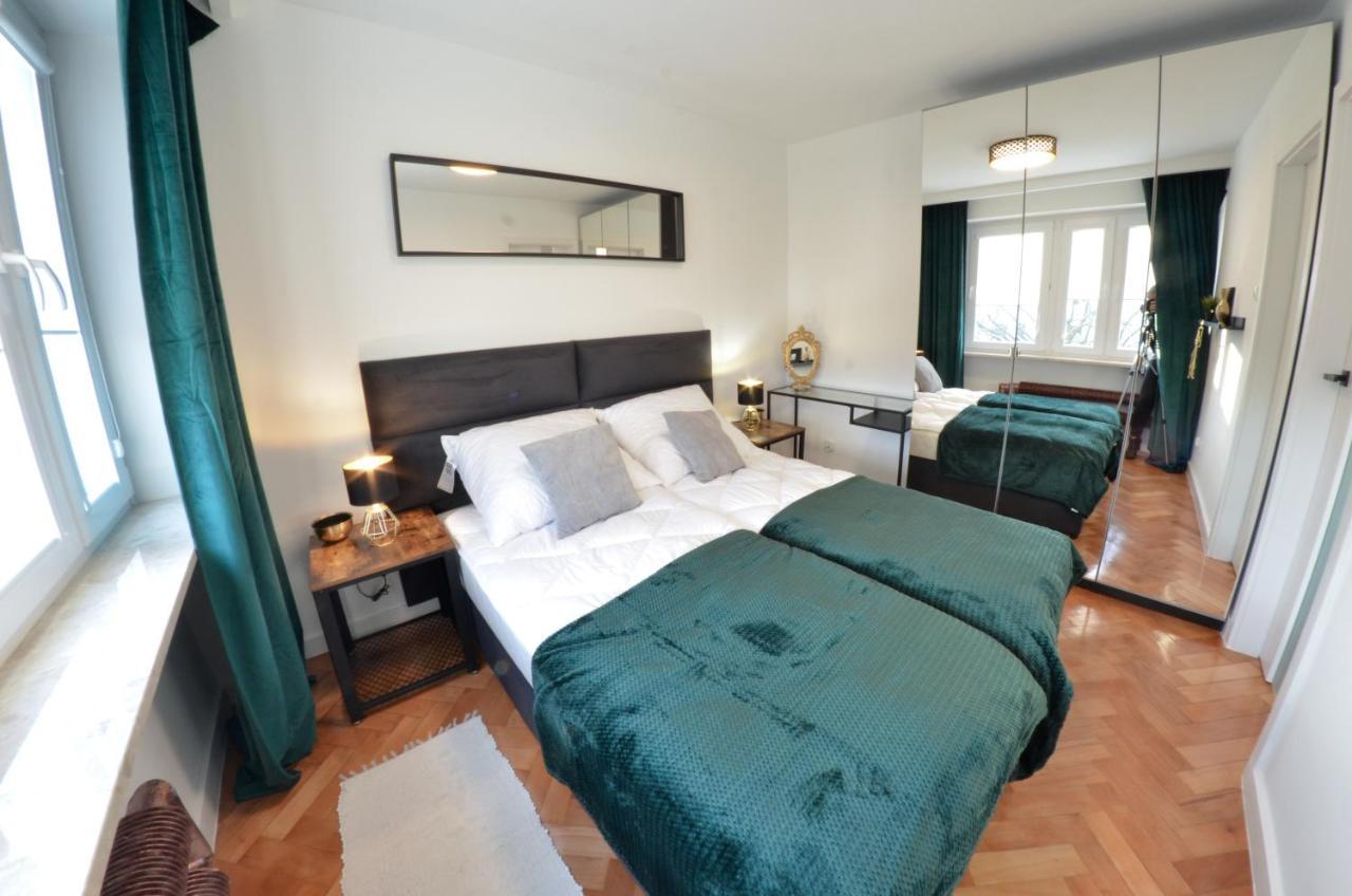 Apartament Z Dwoma Sypialniami Apartment Malbork Bagian luar foto