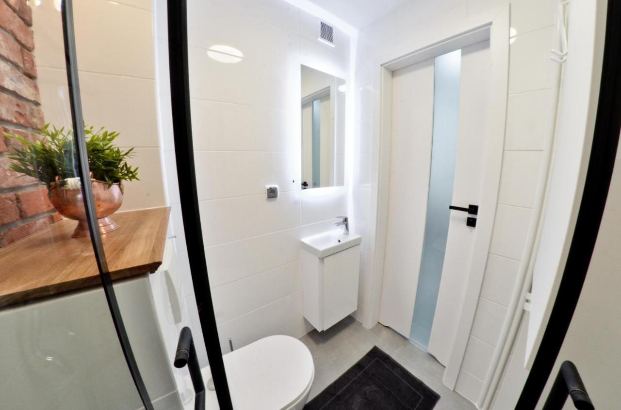 Apartament Z Dwoma Sypialniami Apartment Malbork Bagian luar foto