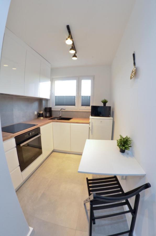Apartament Z Dwoma Sypialniami Apartment Malbork Bagian luar foto